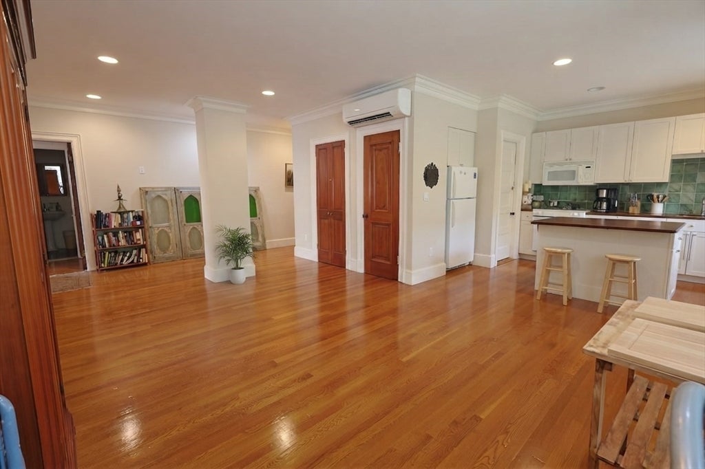 1514 Beacon St #36, Brookline, MA Photo #6