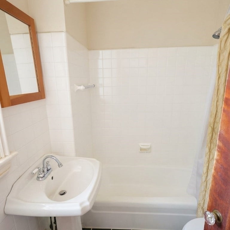 1514 Beacon St #36, Brookline, MA Photo #15