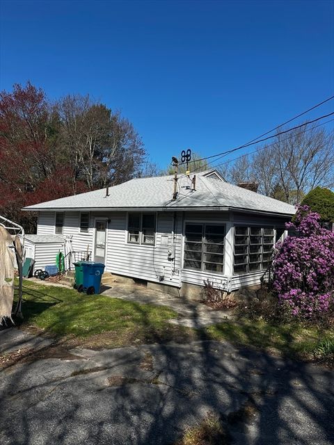 13 Parker St Billerica MA 01821