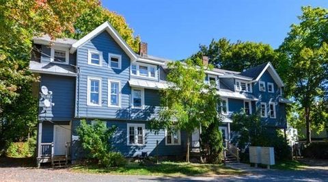 Photo of 162 Woodlawn Ave, Pittsfield, MA 01201 (MLS # 73492487)