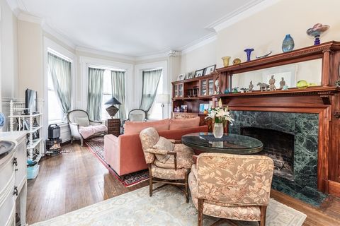 174 Commonwealth Ave 2/4 Boston MA 02116