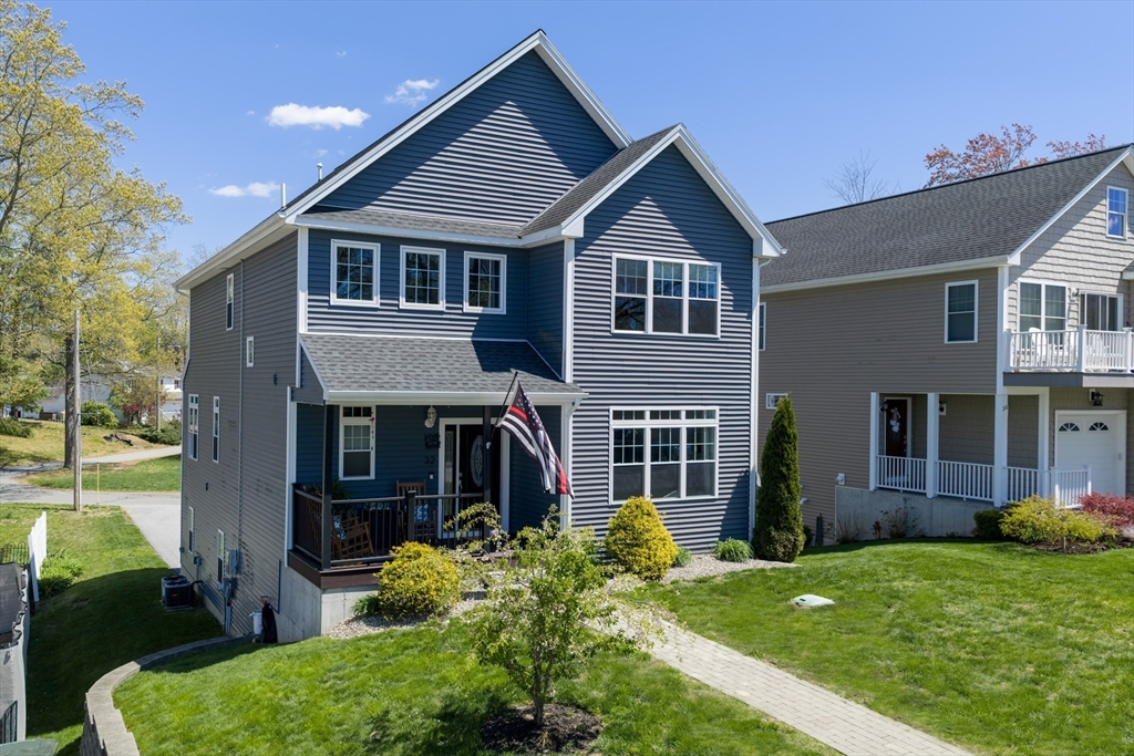 32 Colonial Rd, Webster, MA Photo #1