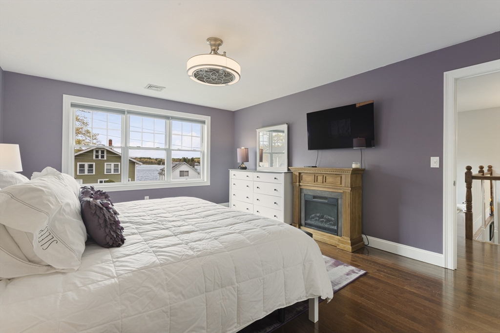 32 Colonial Rd, Webster, MA Photo #16