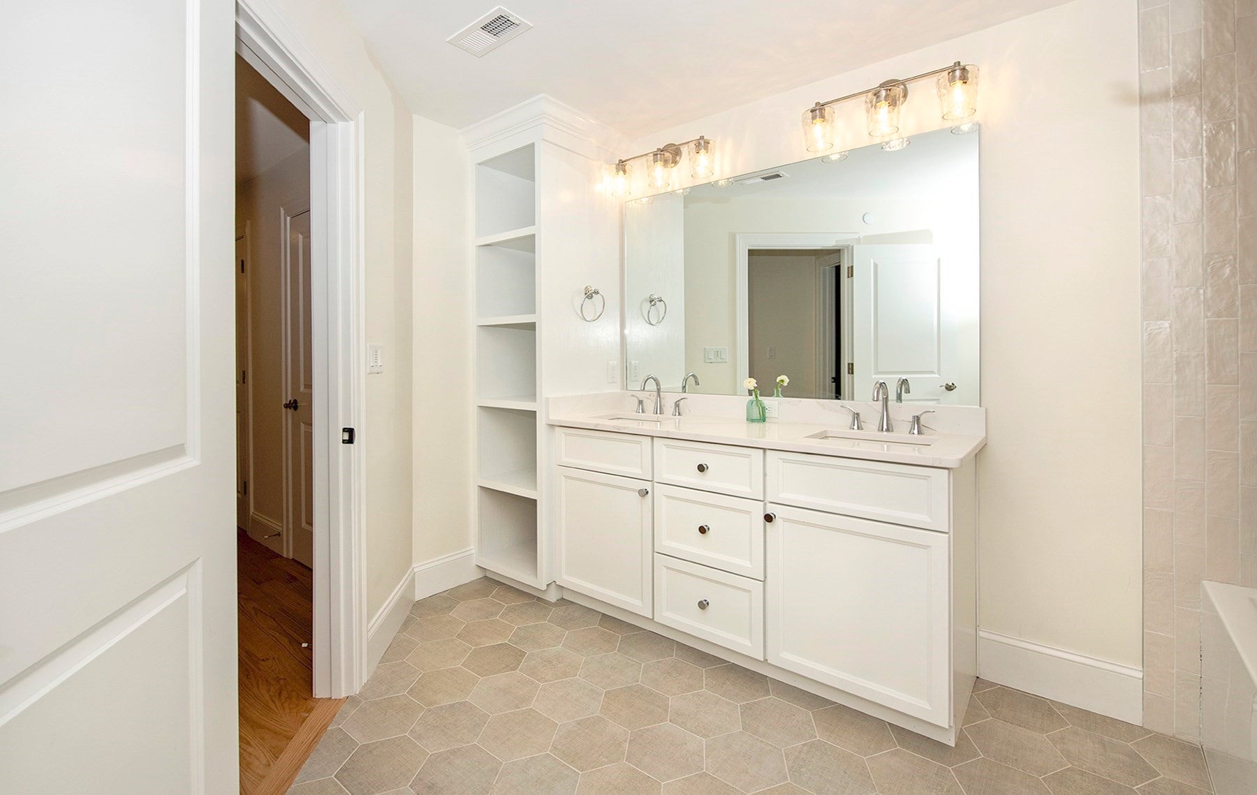 21 Clubview Dr #21, Andover, MA Photo #24