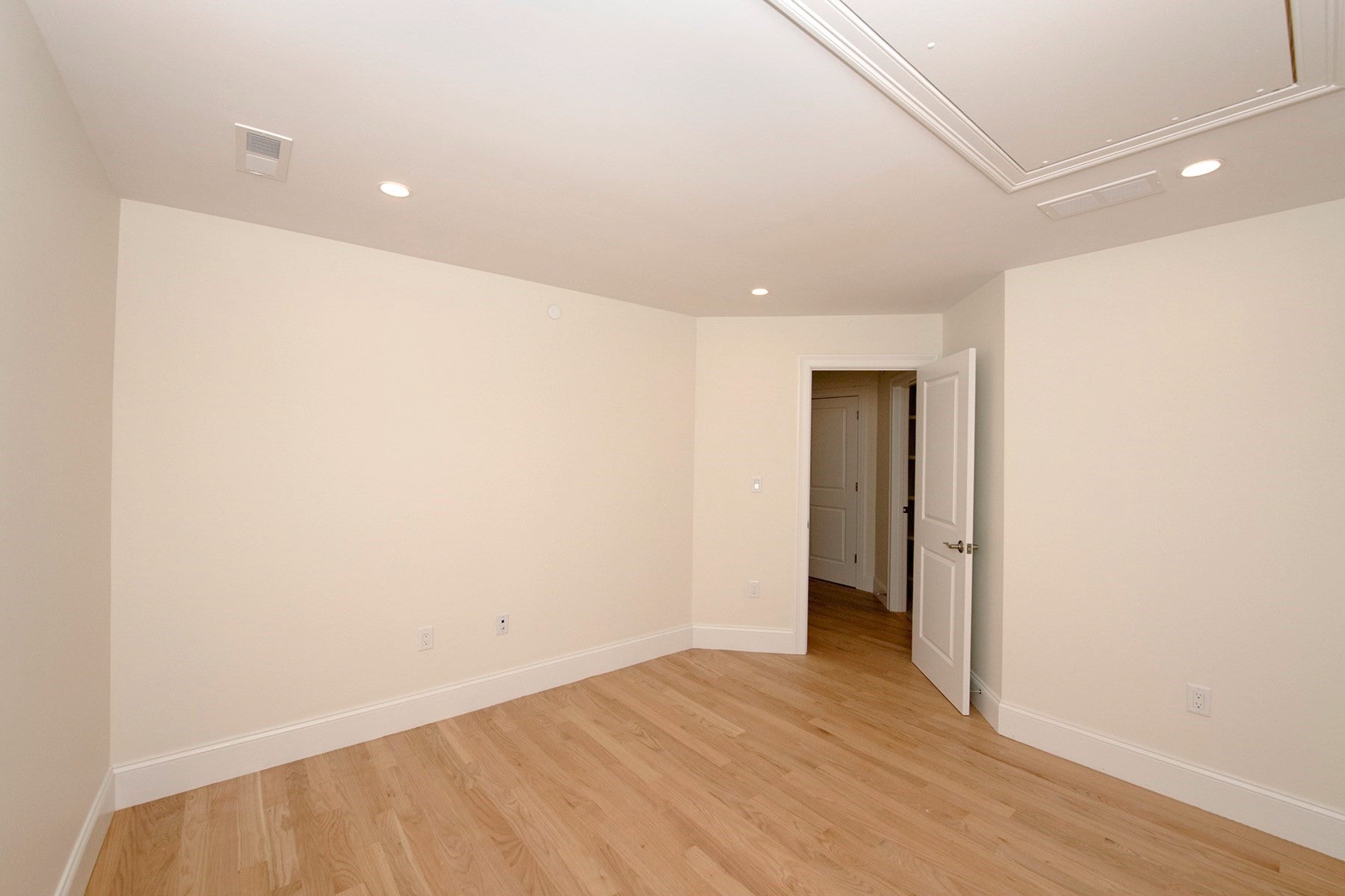 21 Clubview Dr #21, Andover, MA Photo #25
