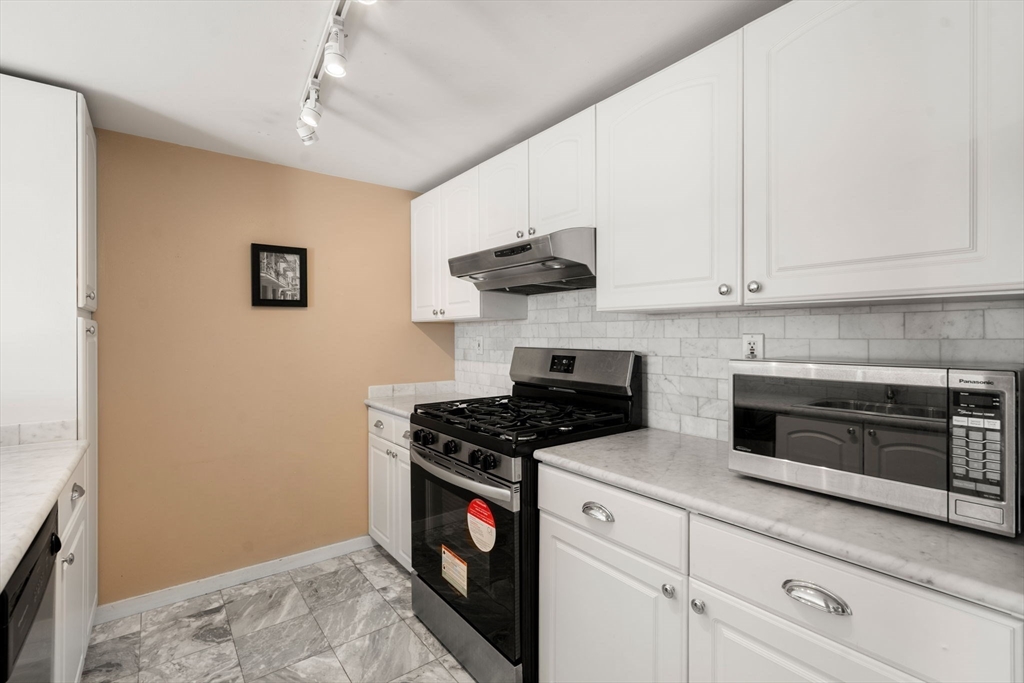 15 N Beacon St 410
