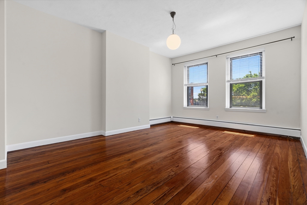 130 Union Park St 1