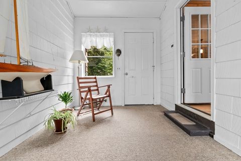 11 Heard Drive Ipswich MA 01938