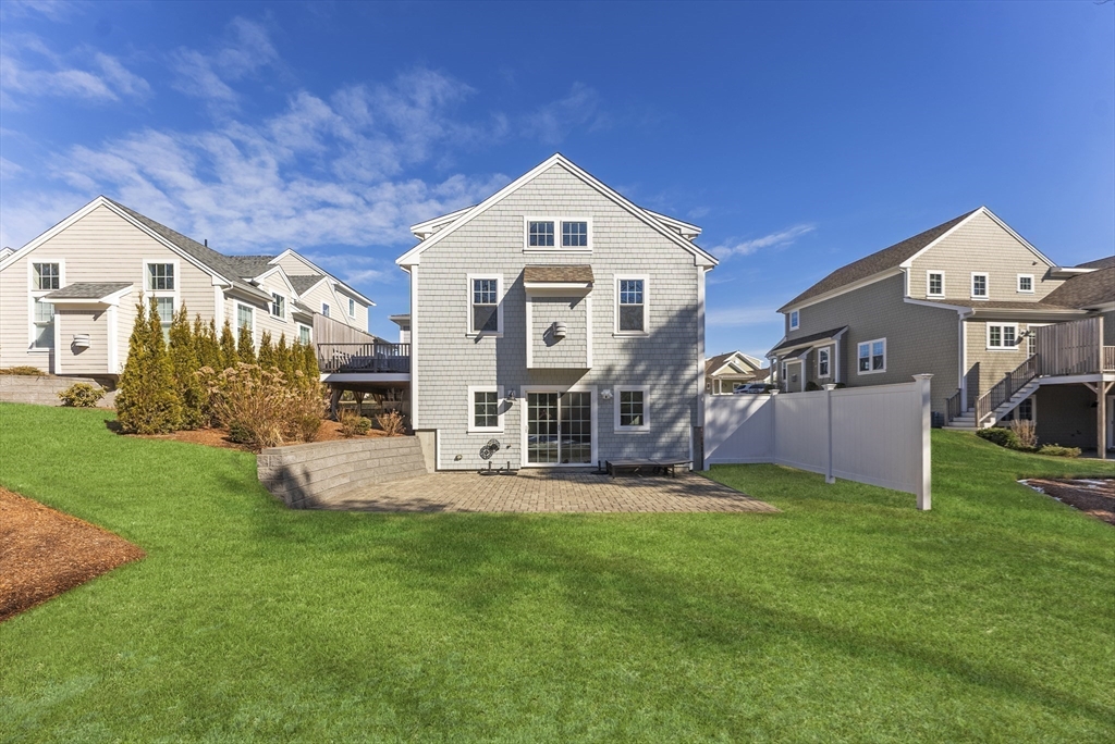 23 Rosewood Cir
