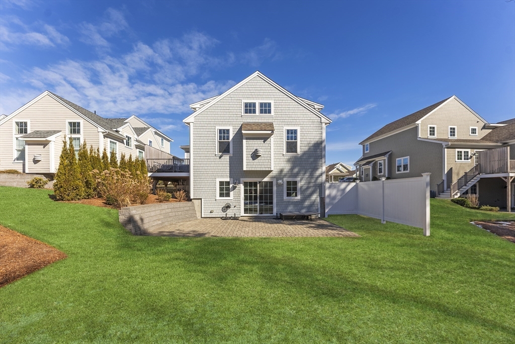 23 Rosewood Cir