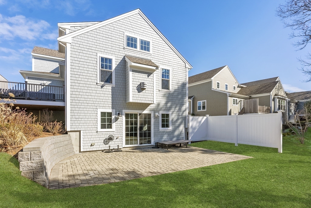 23 Rosewood Cir