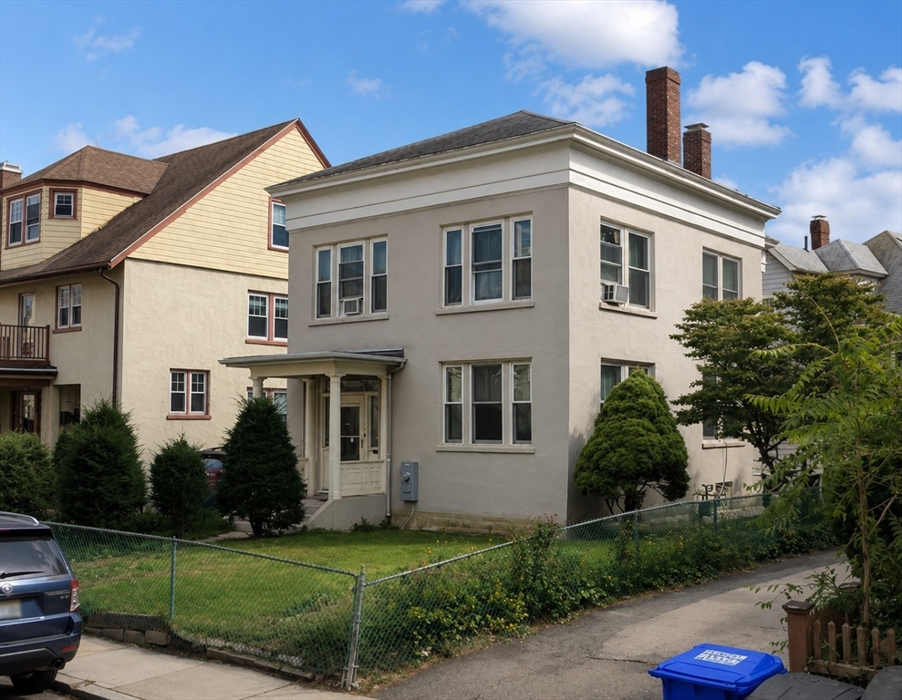 Click for 104 Perkins Street, Boston, MA slideshow Click for 104 Perkins Street, Boston, MA slideshow