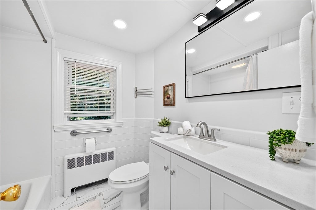 12 Fisher Terrace, Woburn, MA Photo #17