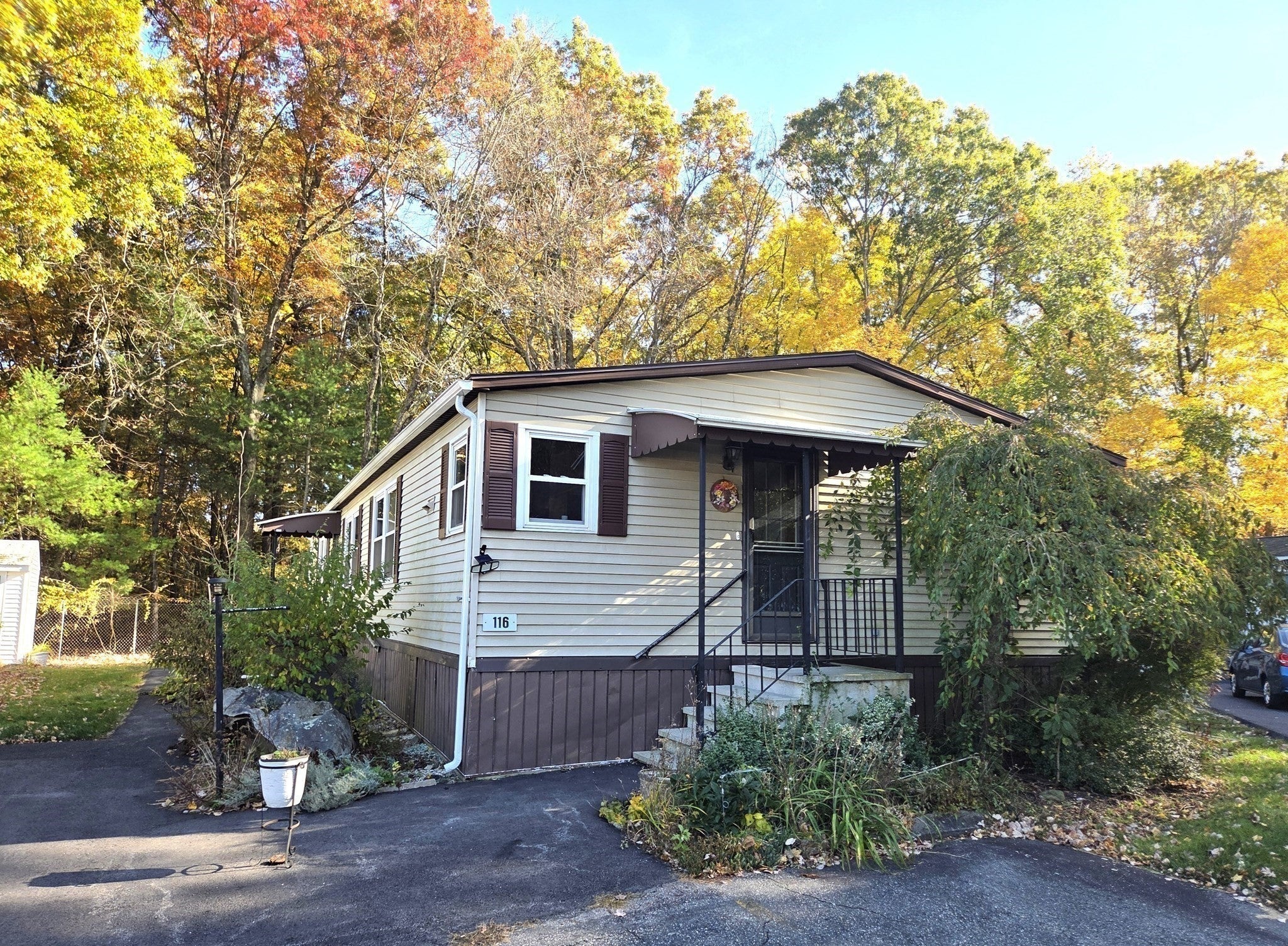 116 Victoria Lane