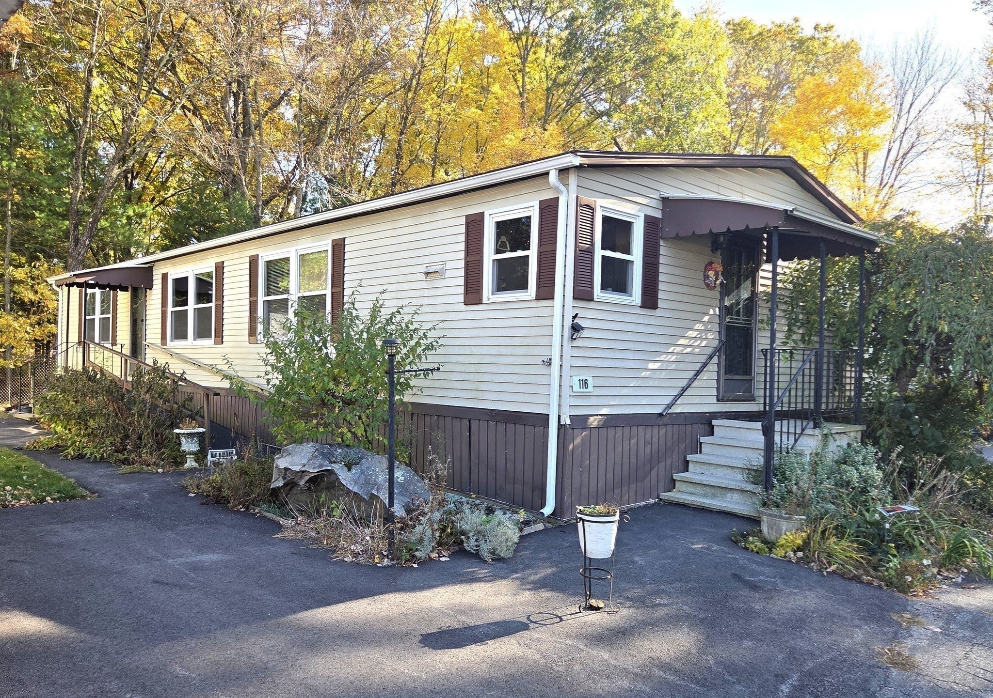 116 Victoria Lane