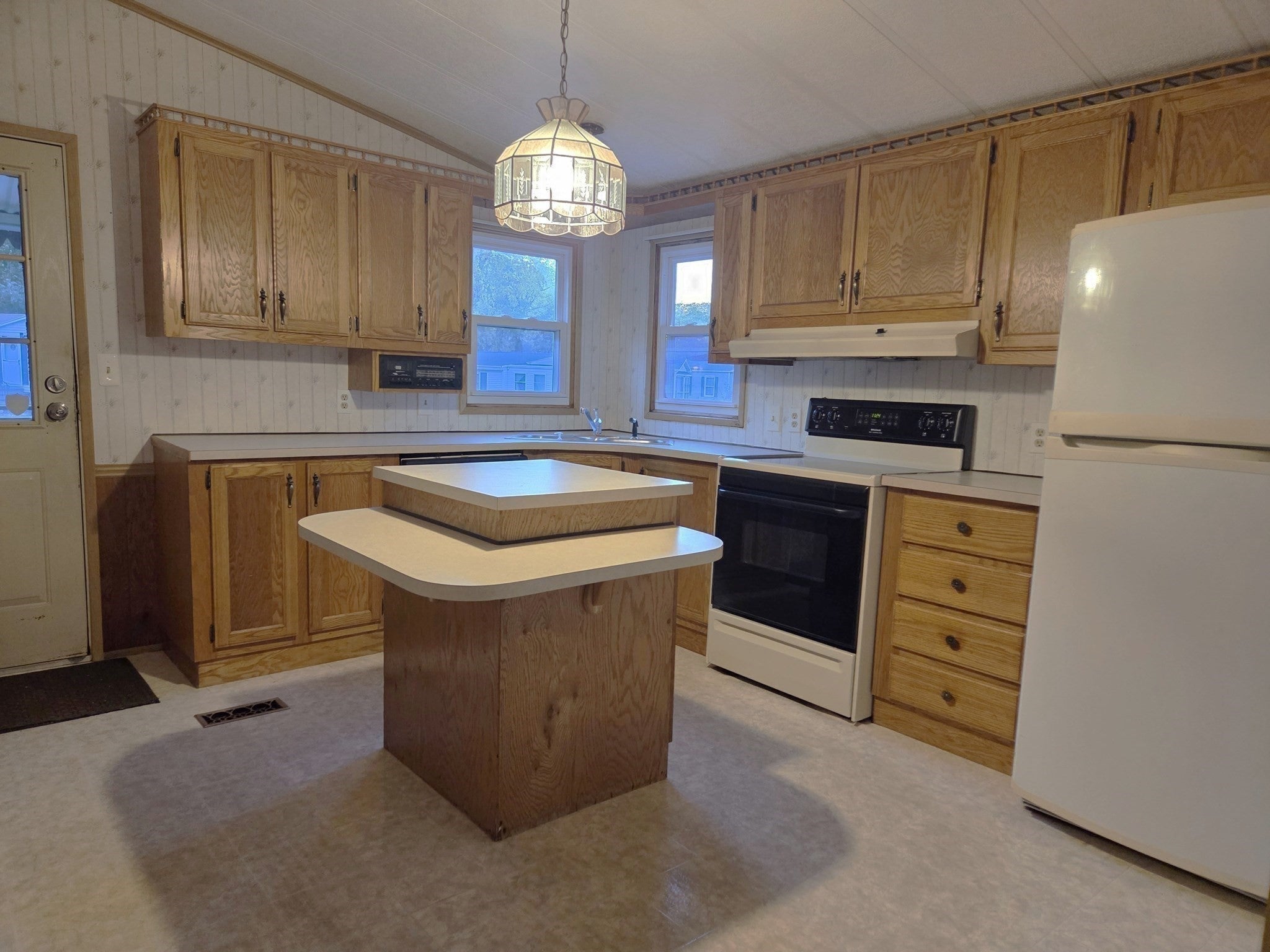 116 Victoria Lane