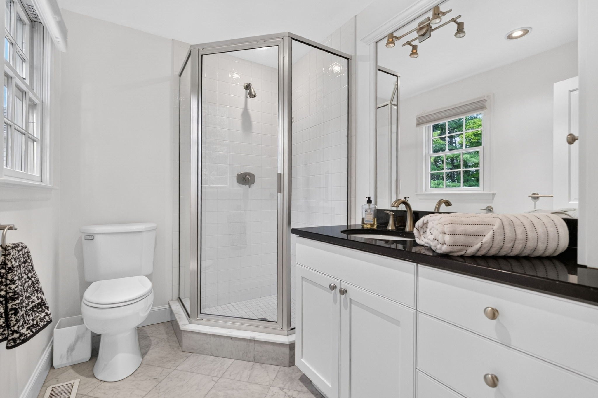 118 Benvenue St, Wellesley, MA, 118 Benvenue St, Wellesley, MA Photo #26