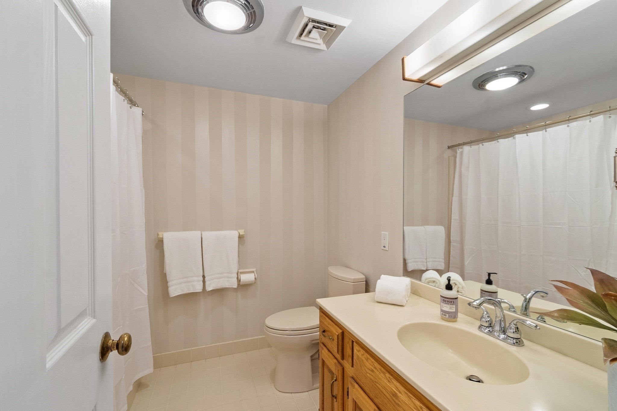 41 Mitchell Grant Way #41, Bedford, MA Photo #24