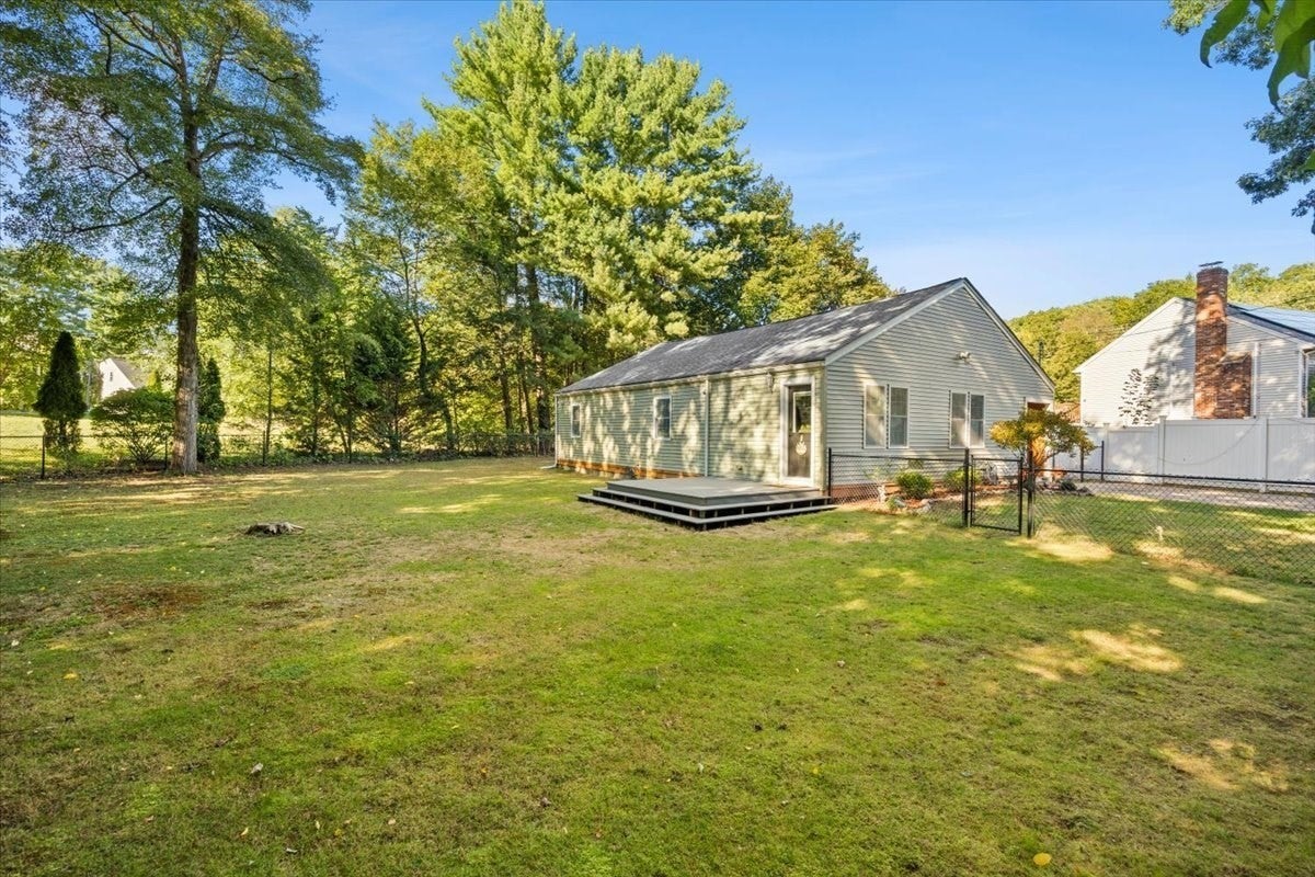 5 Wyman Rd, Randolph, MA, 5 Wyman Rd, Randolph, MA Photo #12