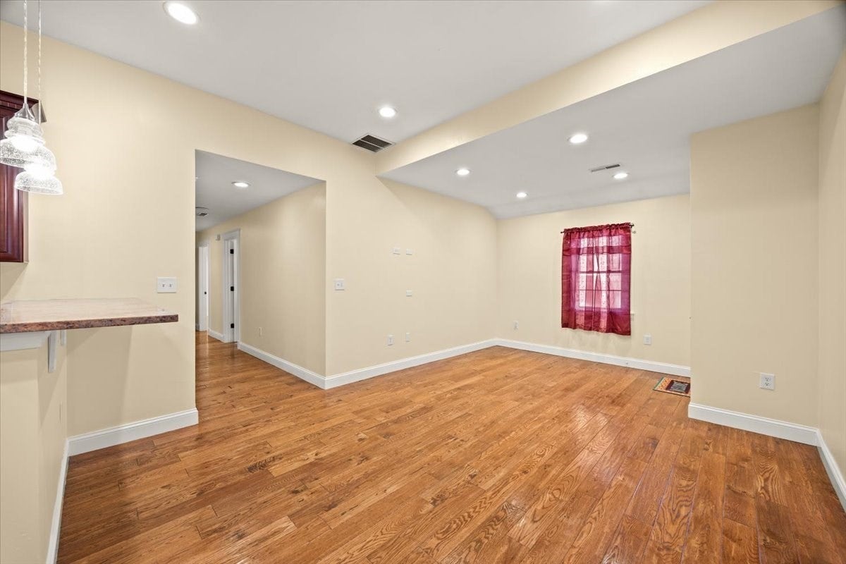 5 Wyman Rd, Randolph, MA, 5 Wyman Rd, Randolph, MA Photo #2