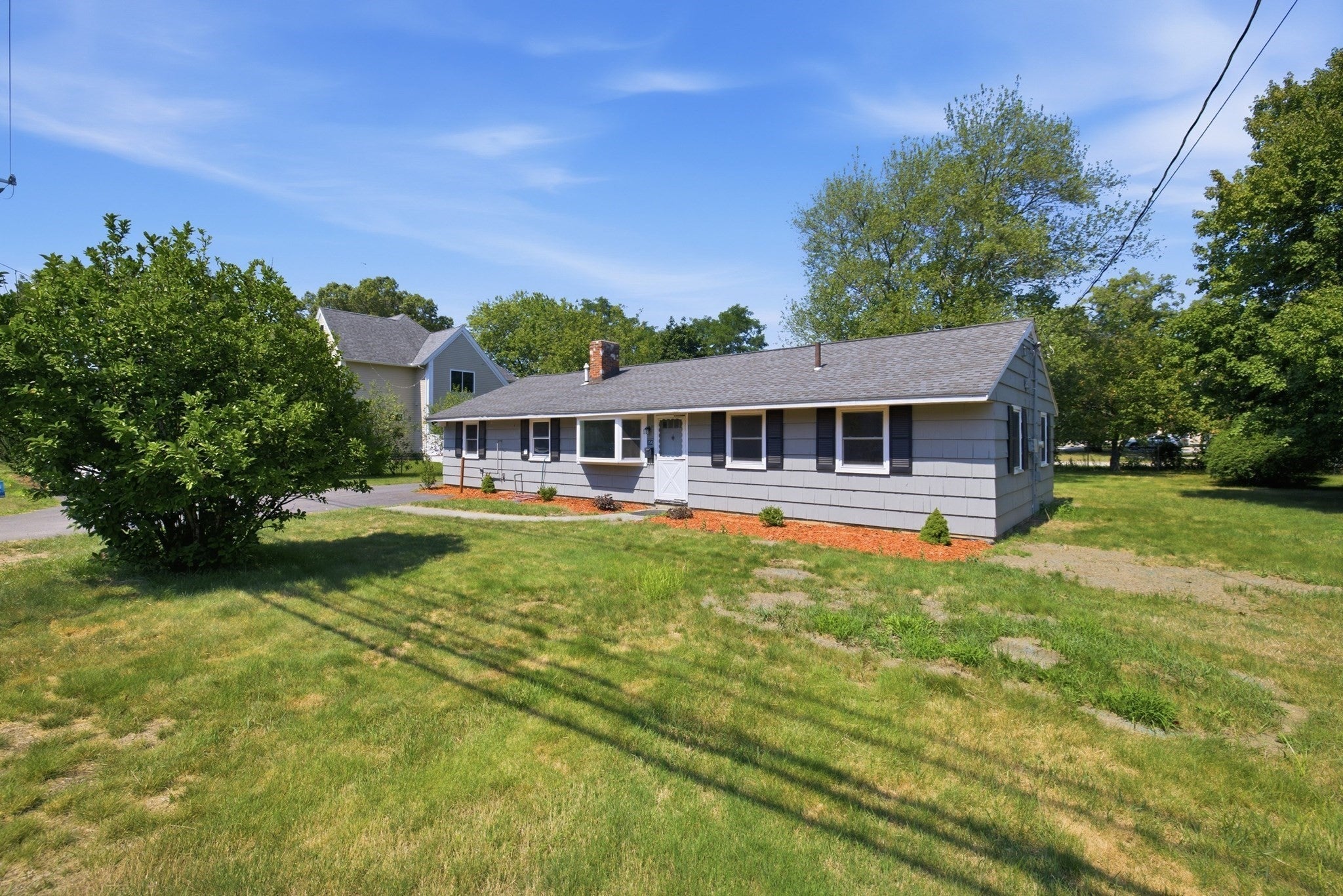 Click for 154 Maple Street, Lexington, MA slideshow