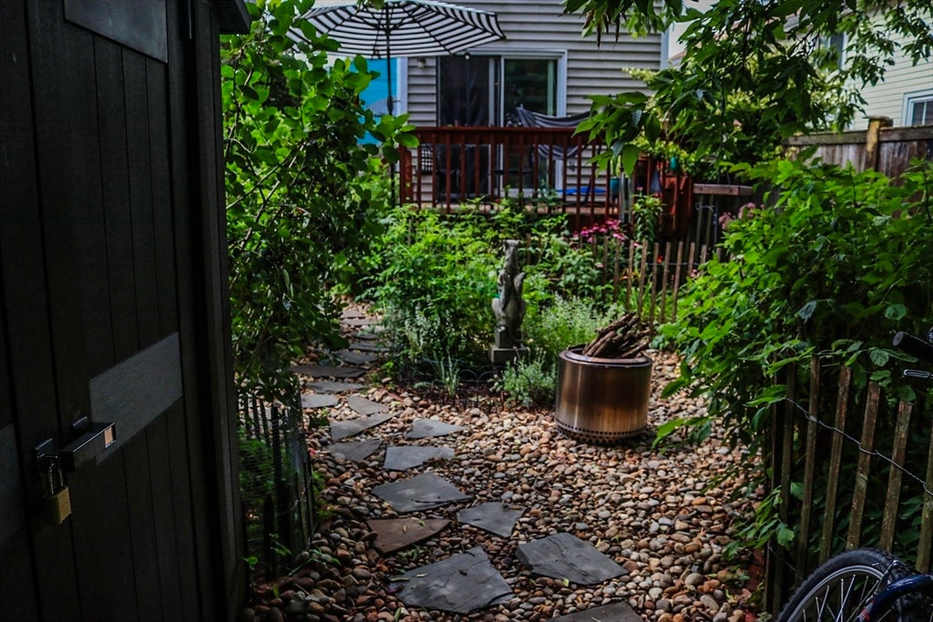 12 Webb St, Salem, MA Photo #11