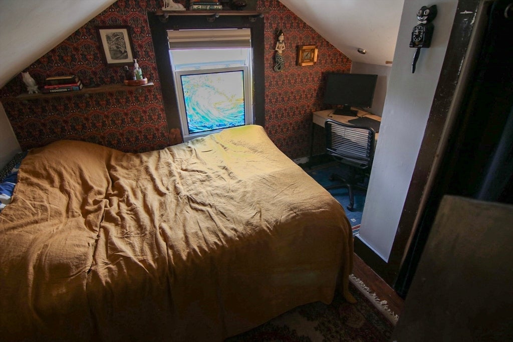12 Webb St, Salem, MA Photo #8