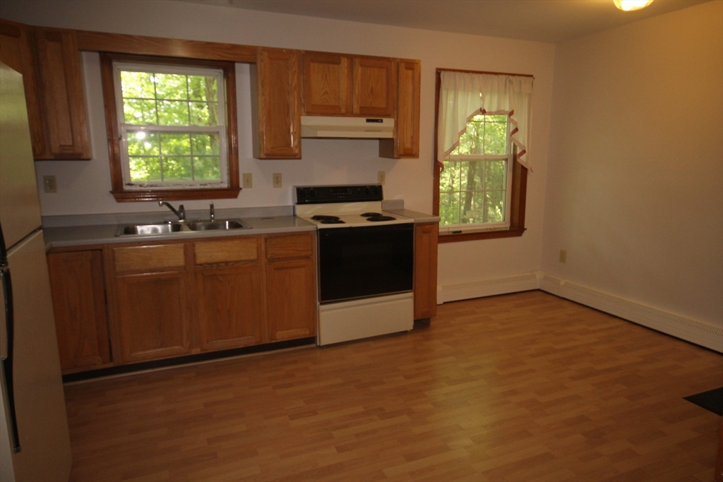 415 Montague Rd