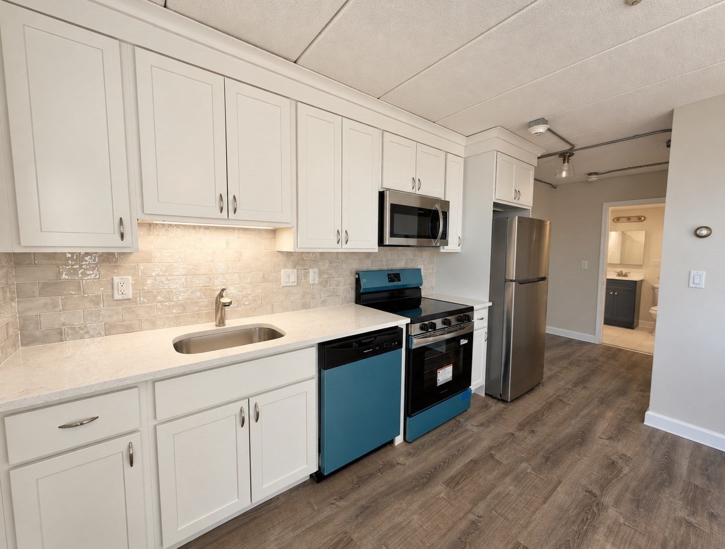 589 Broadway 4