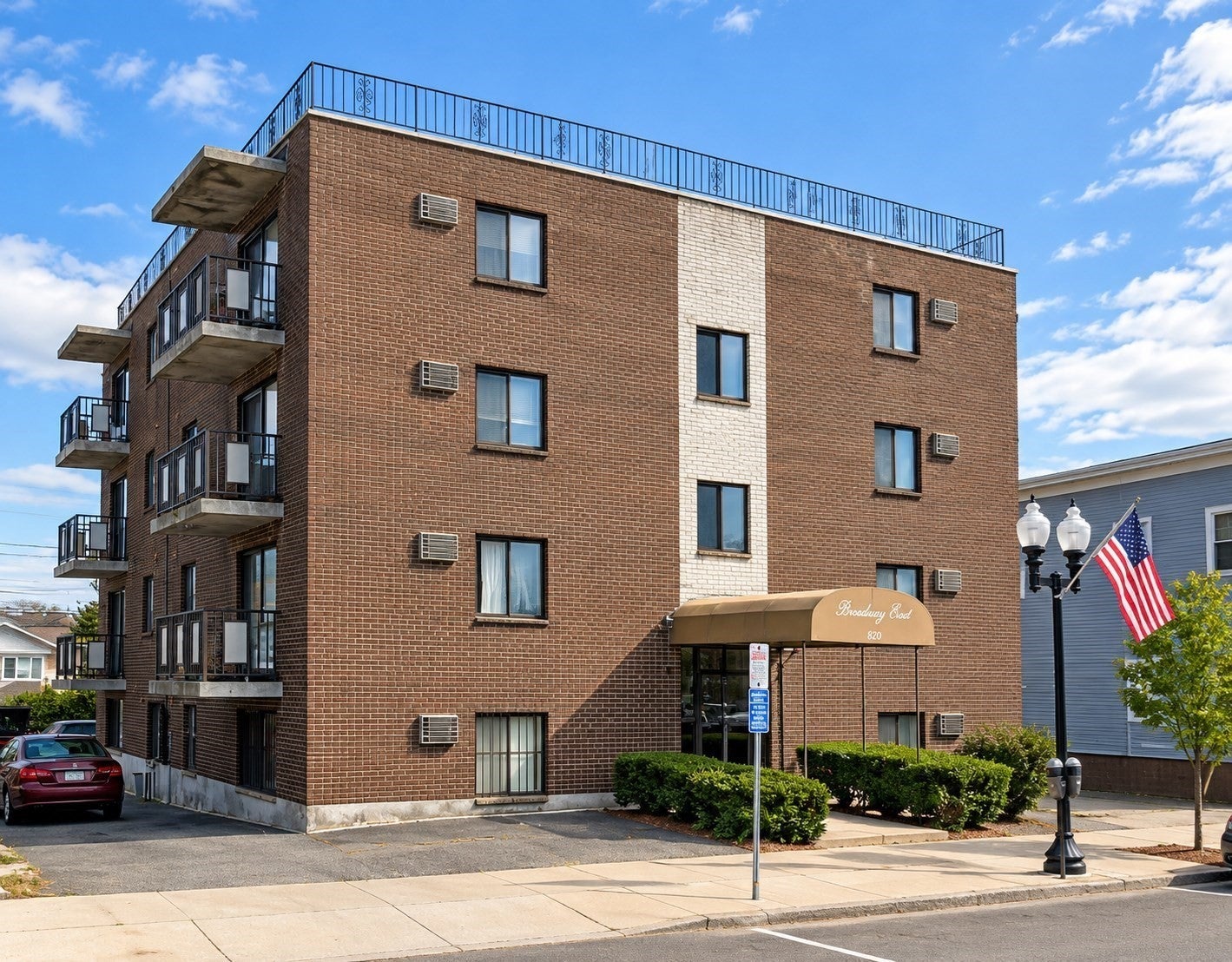 Photo of 589 Broadway, Revere, MA