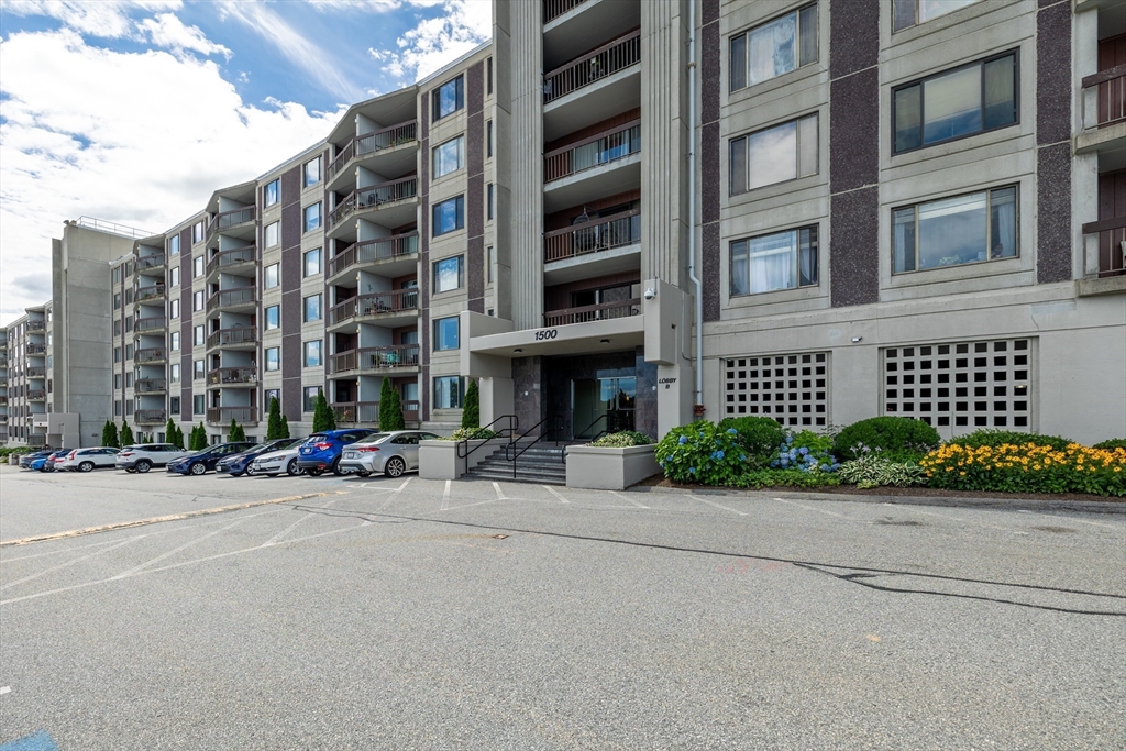 1500 Worcester Rd 217