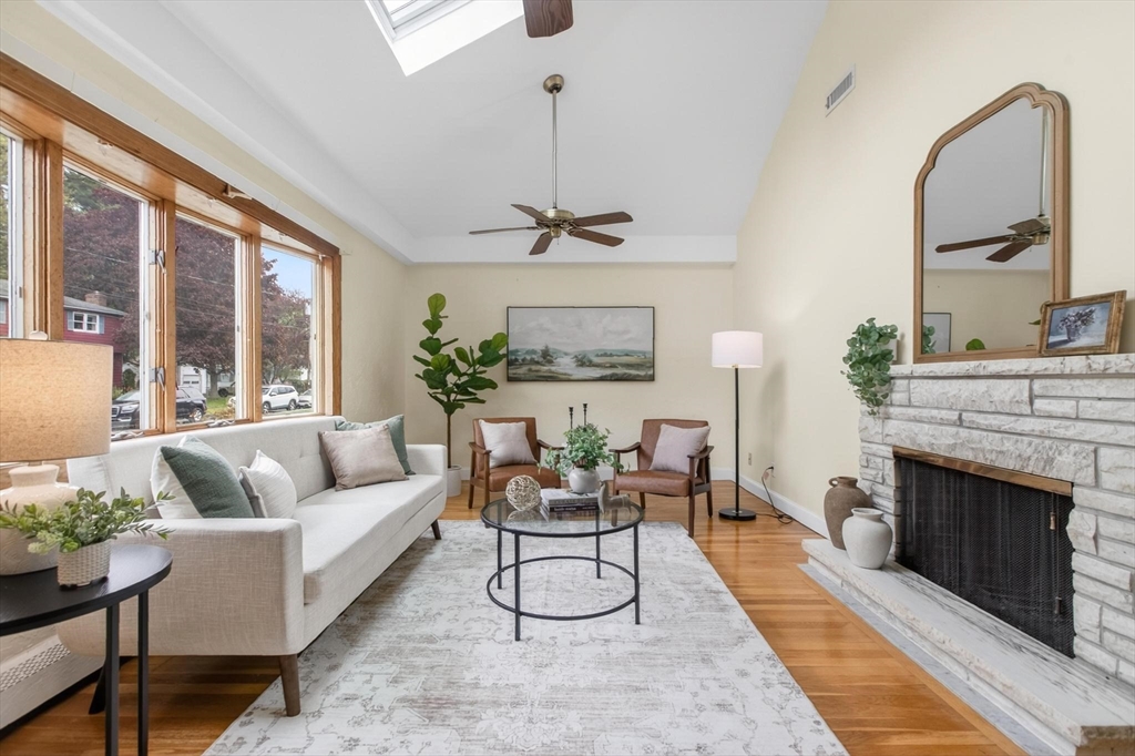 18 Williams Rd, Lynnfield, MA, 18 Williams Rd, Lynnfield, MA Photo #6