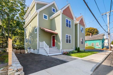 17 Emerson A Stoneham MA 02180