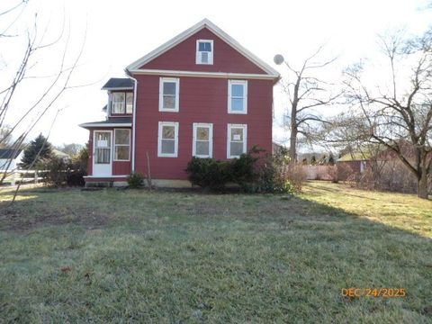 49 South St Agawam MA 01001