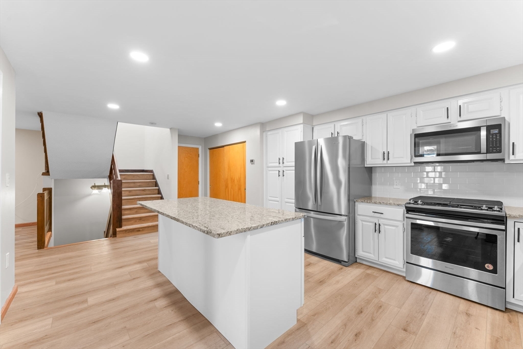 7 Hibernia Ln 7