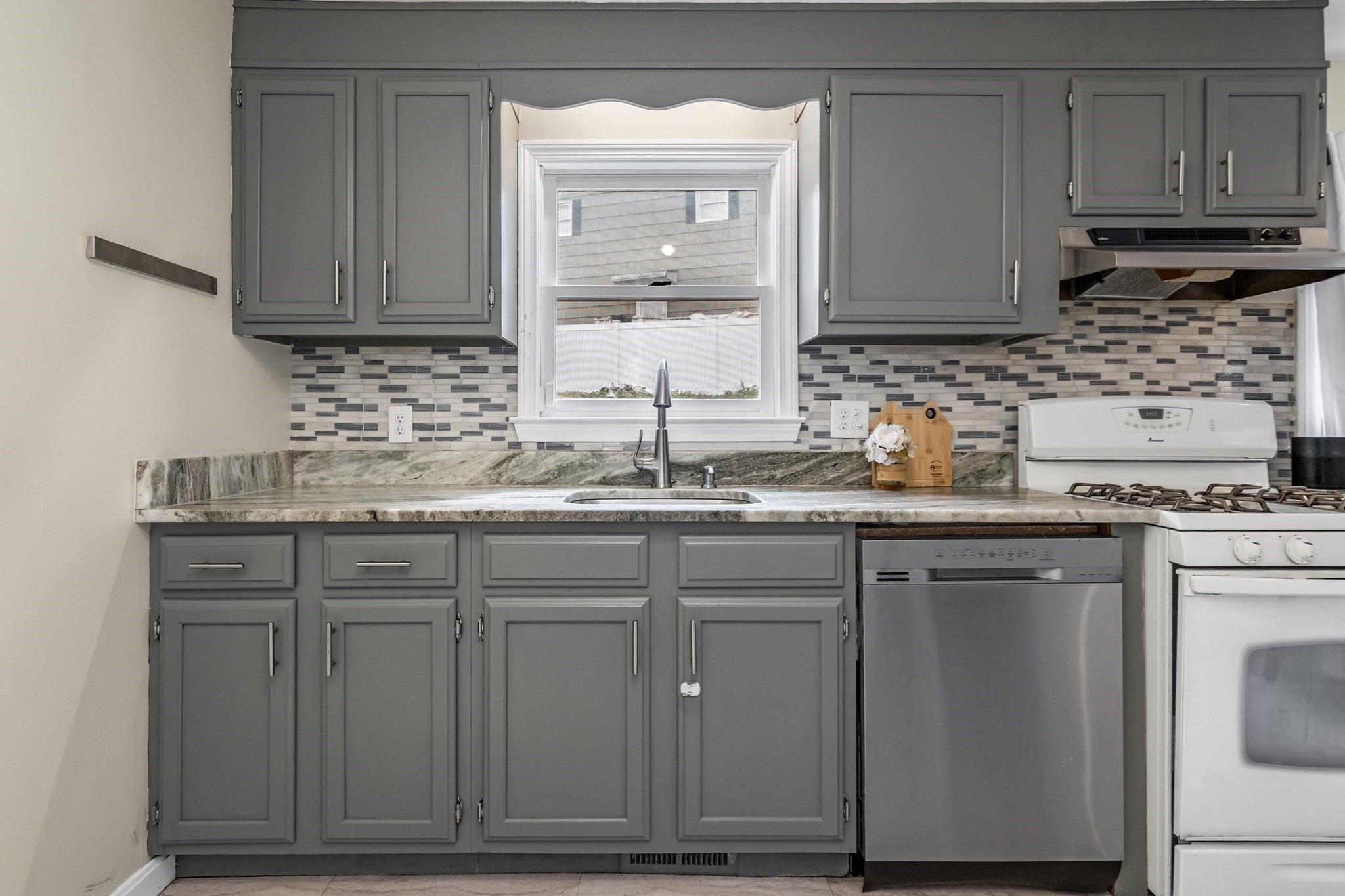 631 E Merrimack St #631, Lowell, MA, 631 E Merrimack St #631, Lowell, MA Photo #15