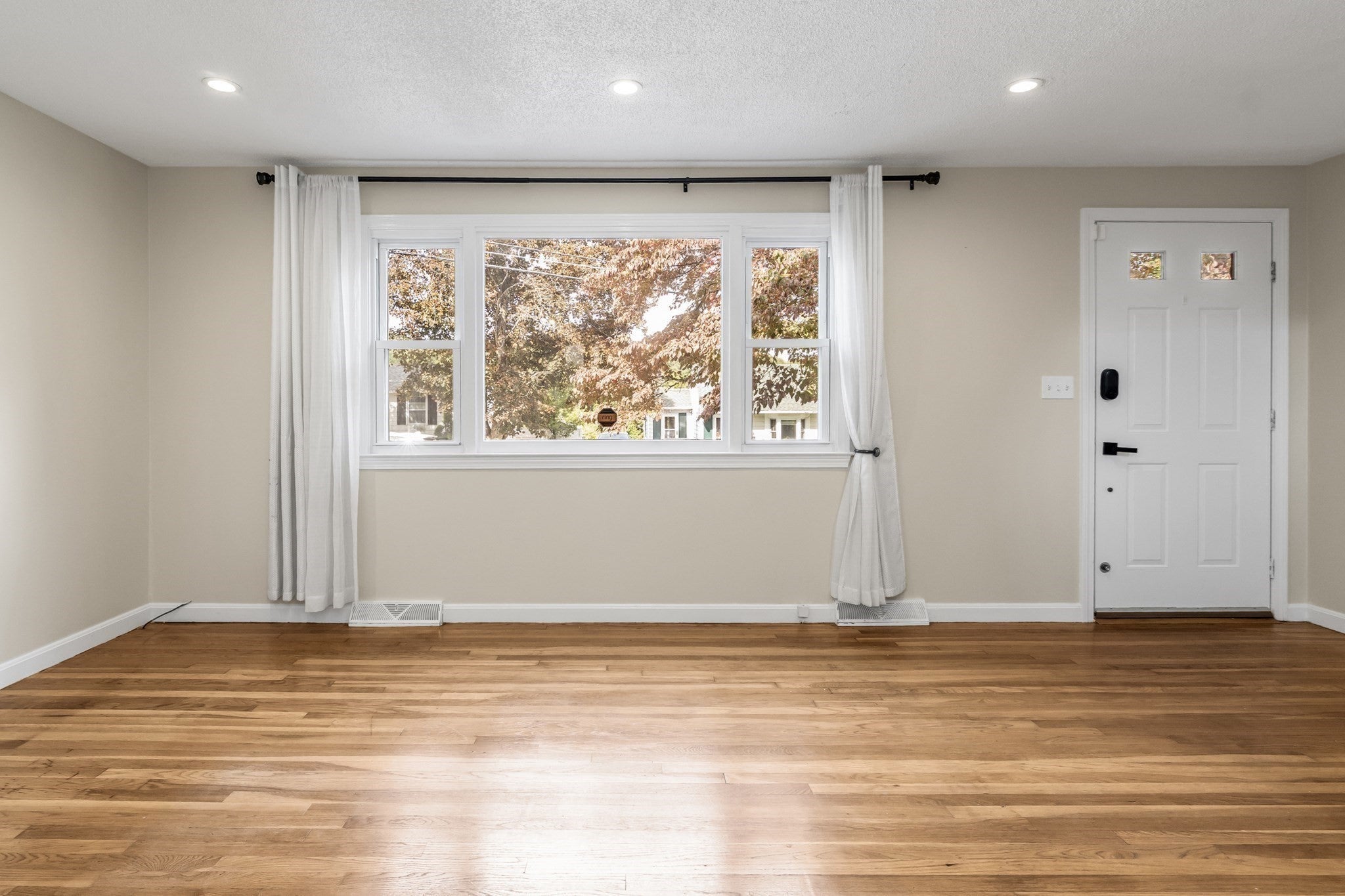 631 E Merrimack St #631, Lowell, MA, 631 E Merrimack St #631, Lowell, MA Photo #5