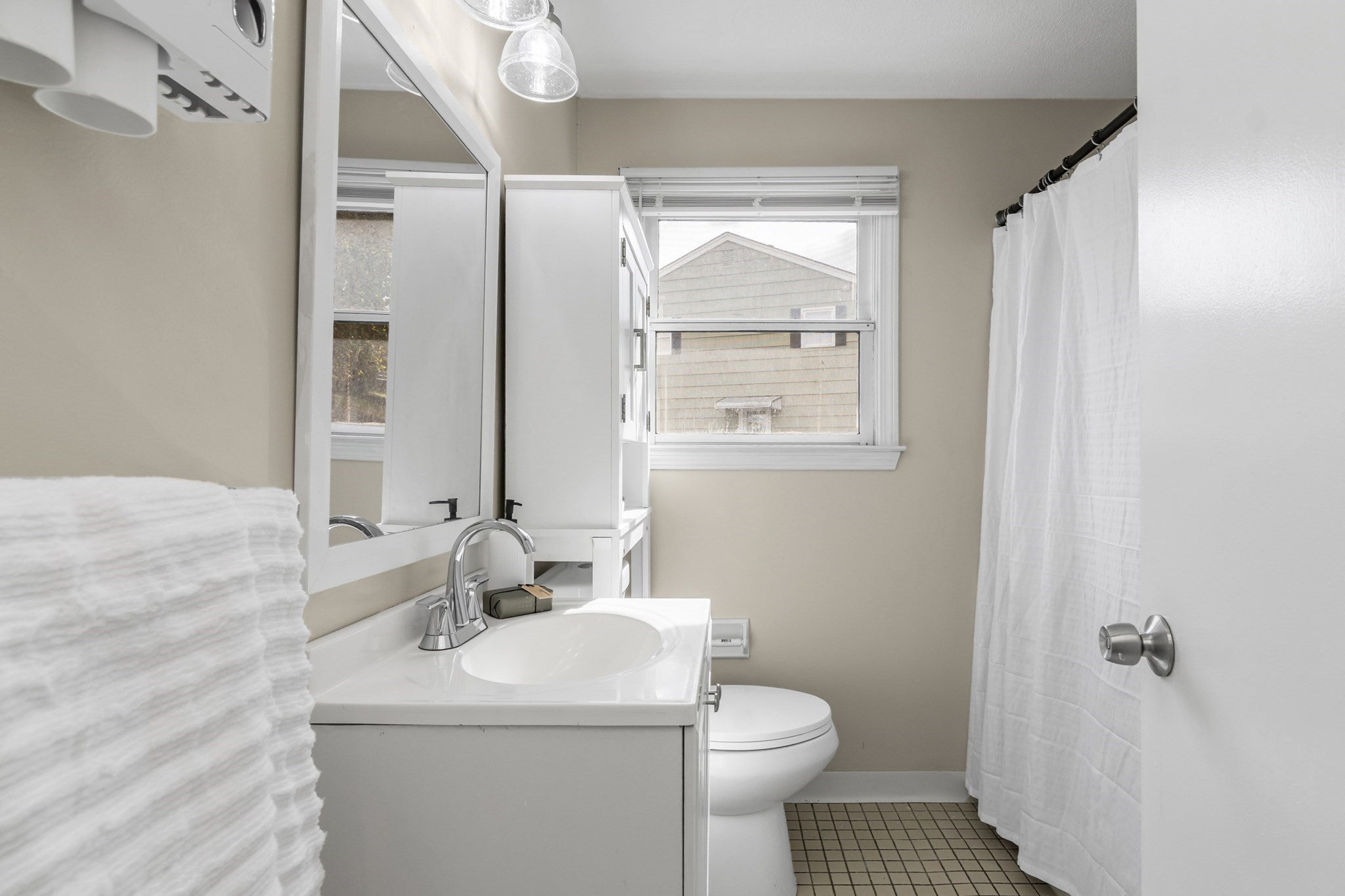 631 E Merrimack St #631, Lowell, MA, 631 E Merrimack St #631, Lowell, MA Photo #17