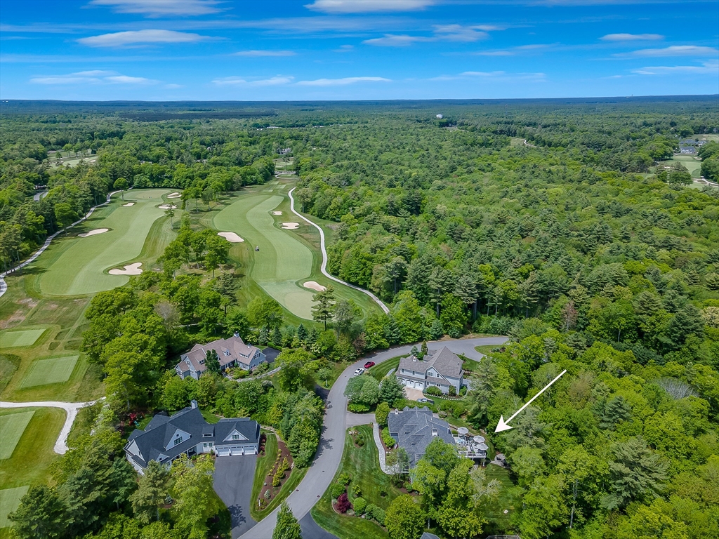 4 Beech Tree Ln