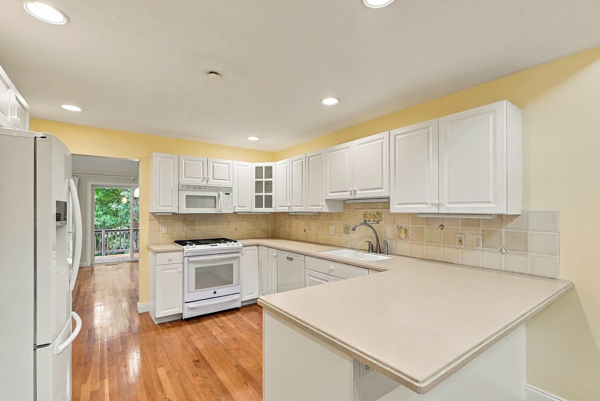 104 Dahlia Drive #104, Wayland, MA, 104 Dahlia Drive #104, Wayland, MA Photo #6