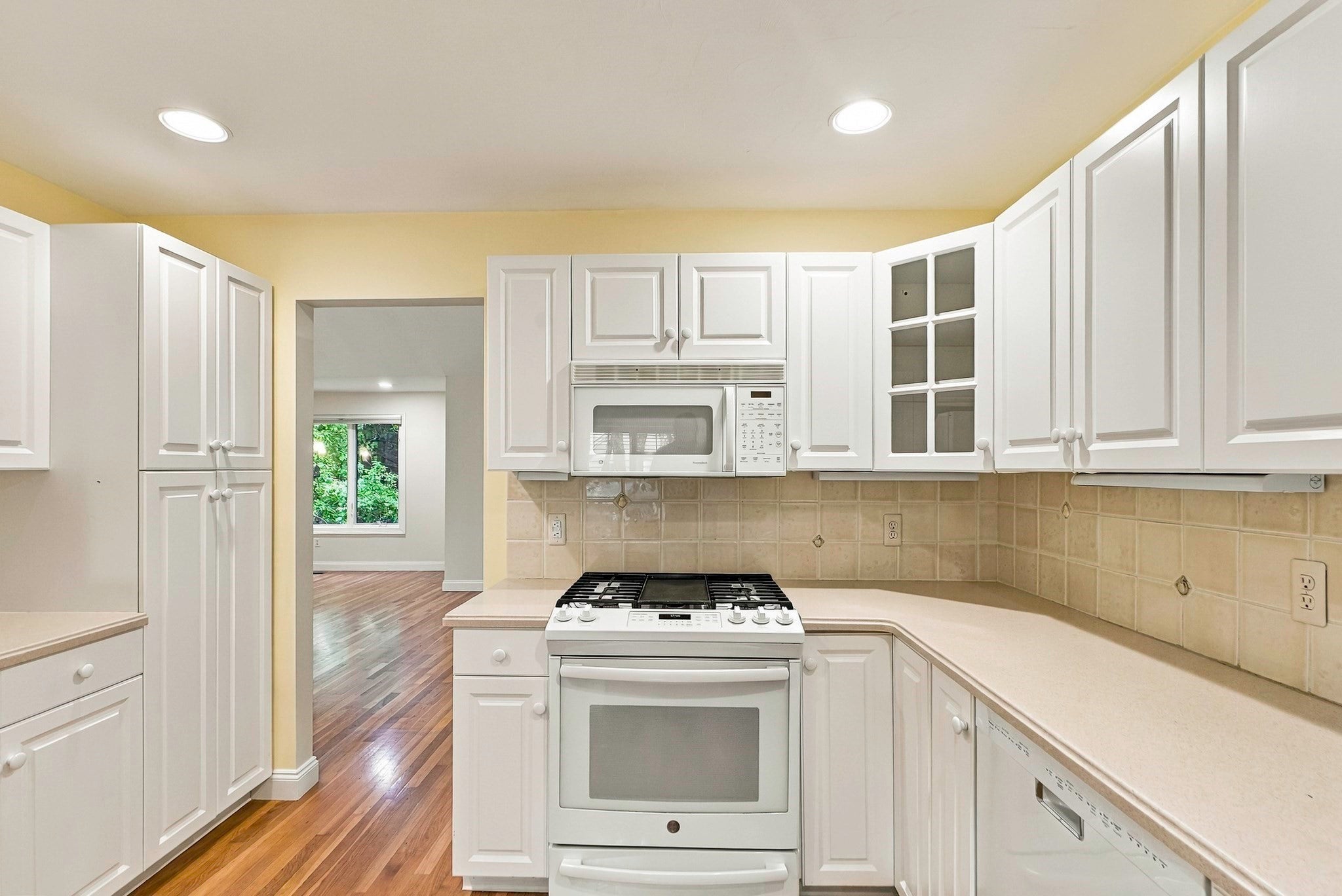 104 Dahlia Drive #104, Wayland, MA, 104 Dahlia Drive #104, Wayland, MA Photo #7