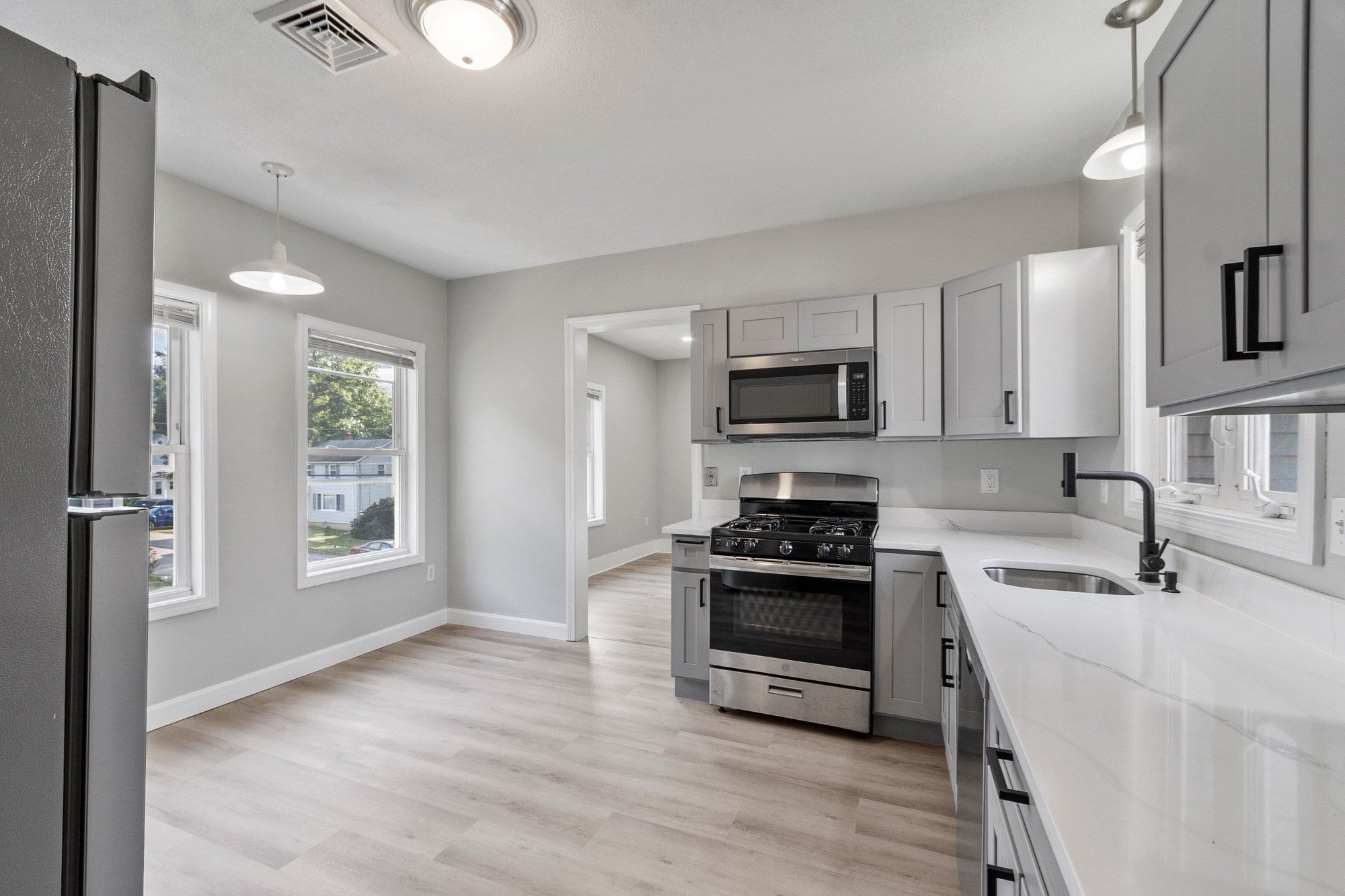 23 Pinehurst Ave, Billerica, MA Photo #34