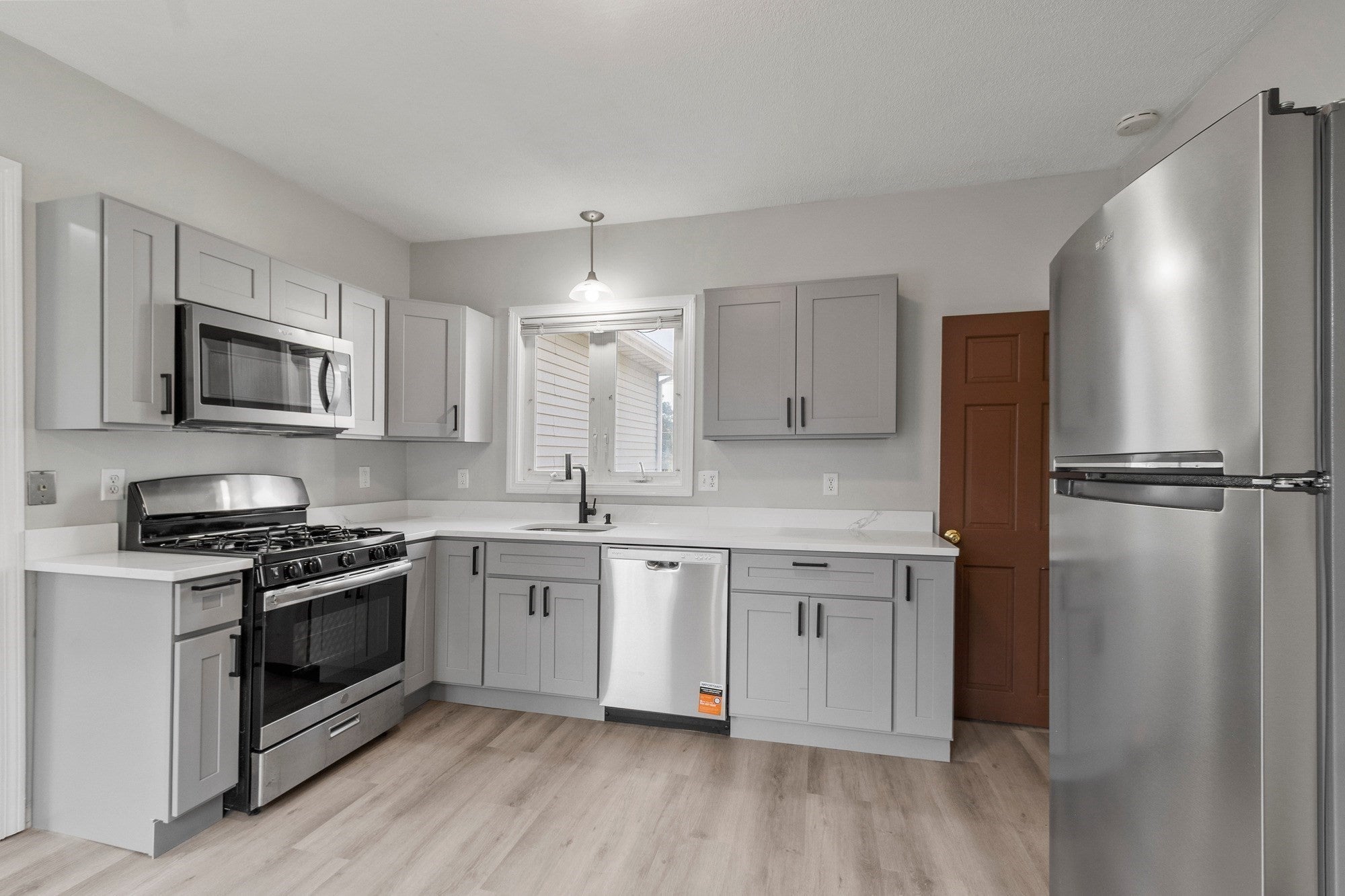 23 Pinehurst Ave, Billerica, MA Photo #33
