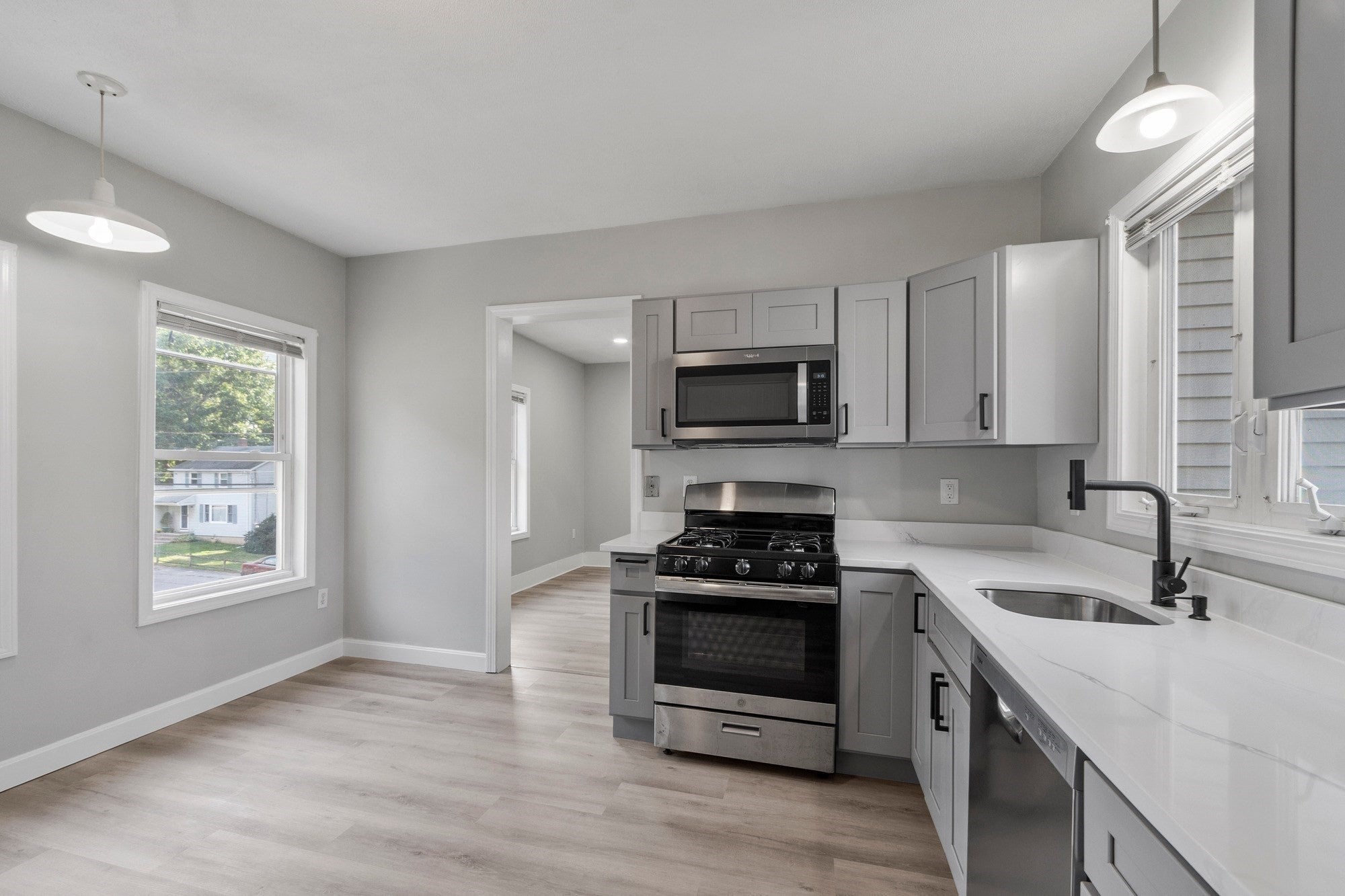 23 Pinehurst Ave, Billerica, MA Photo #35