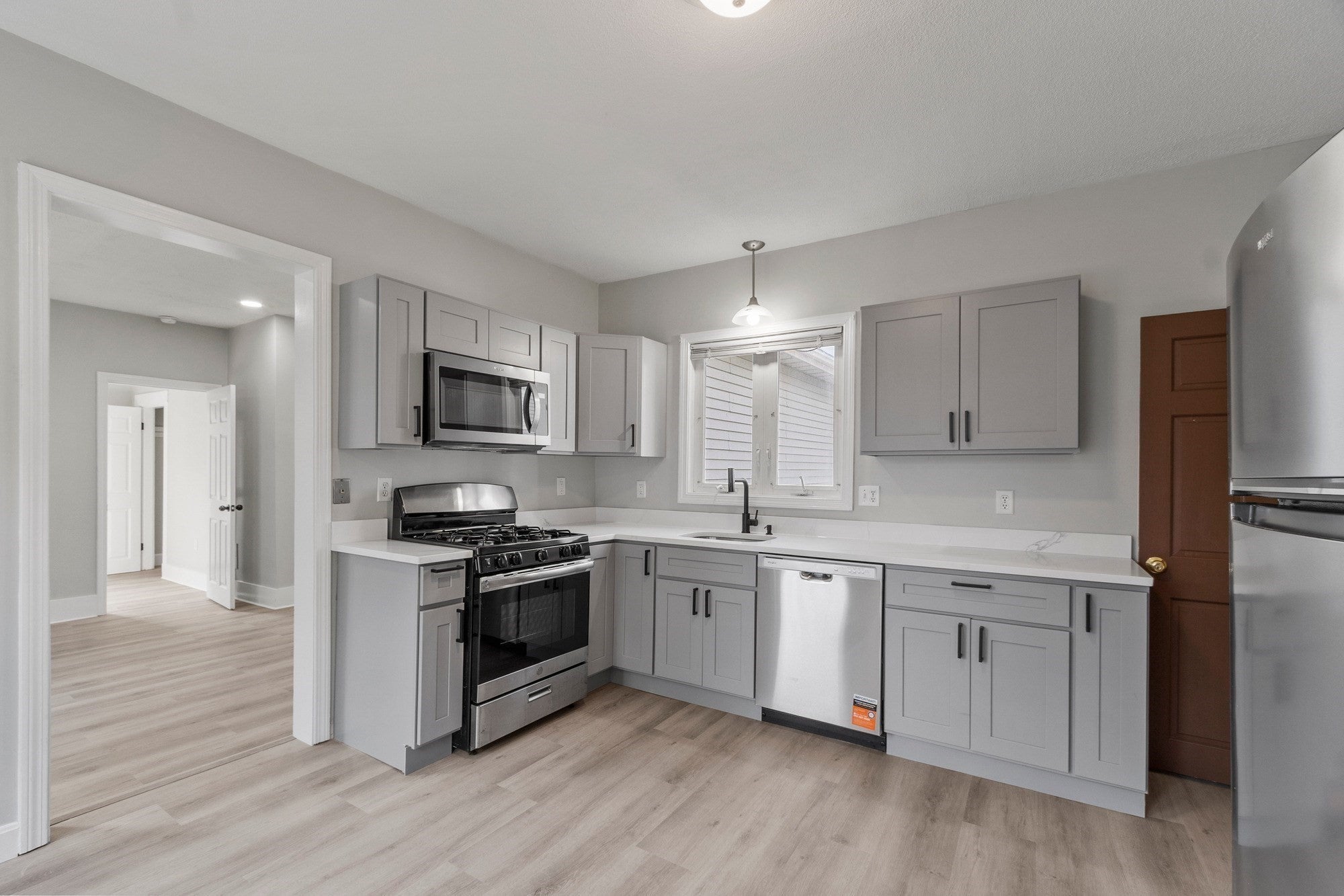 23 Pinehurst Ave, Billerica, MA Photo #36