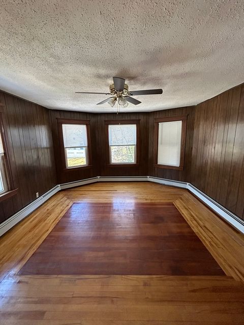 24 Joyce St 3 Webster MA 01570