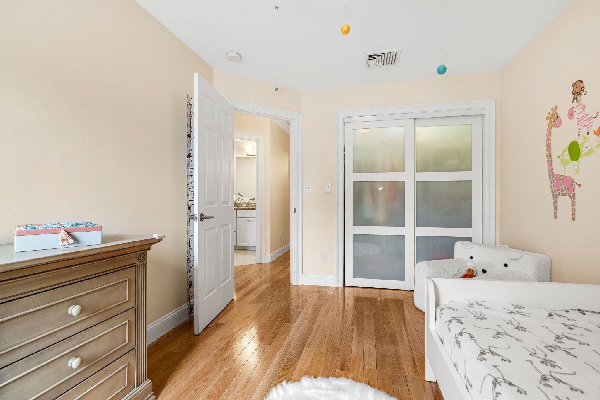 65 Crescent Rd #65, Needham, MA Photo #28