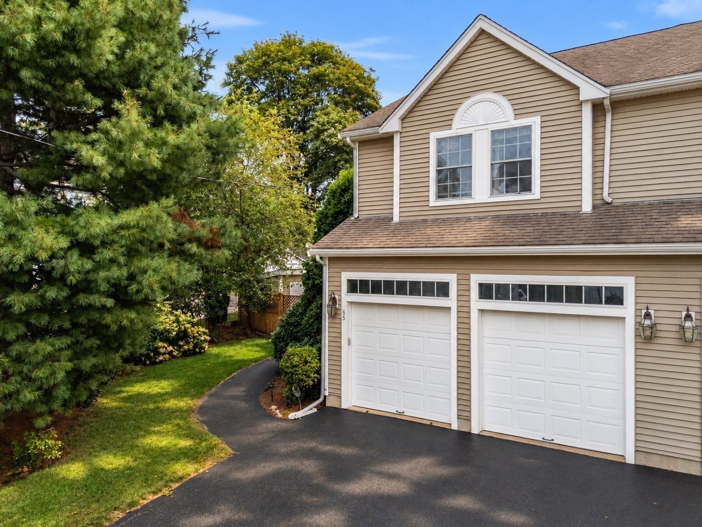 Photo of 65 Crescent Rd, Needham, MA