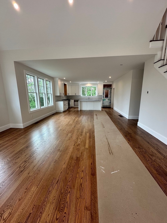 98 Horizon Dr