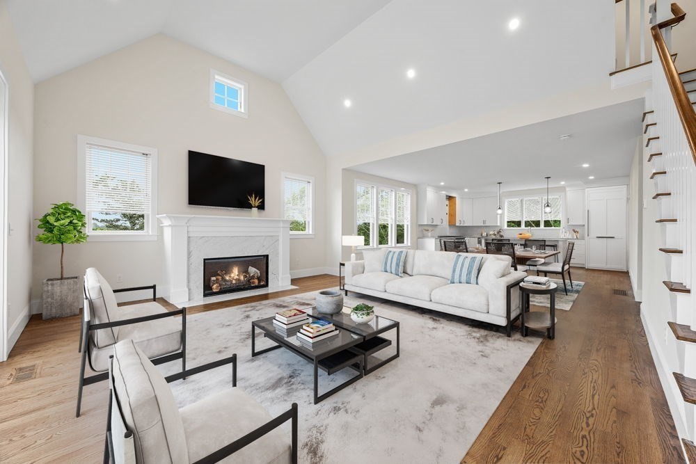 98 Horizon Dr